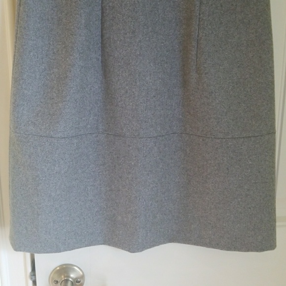 Dress - Picture 4 of 8